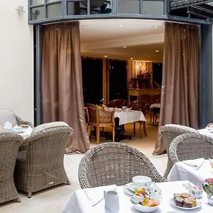 Chateaubriand Otel