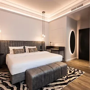 O11 Boutique Avusturya